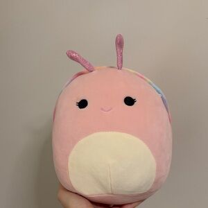 Snail squishmallow